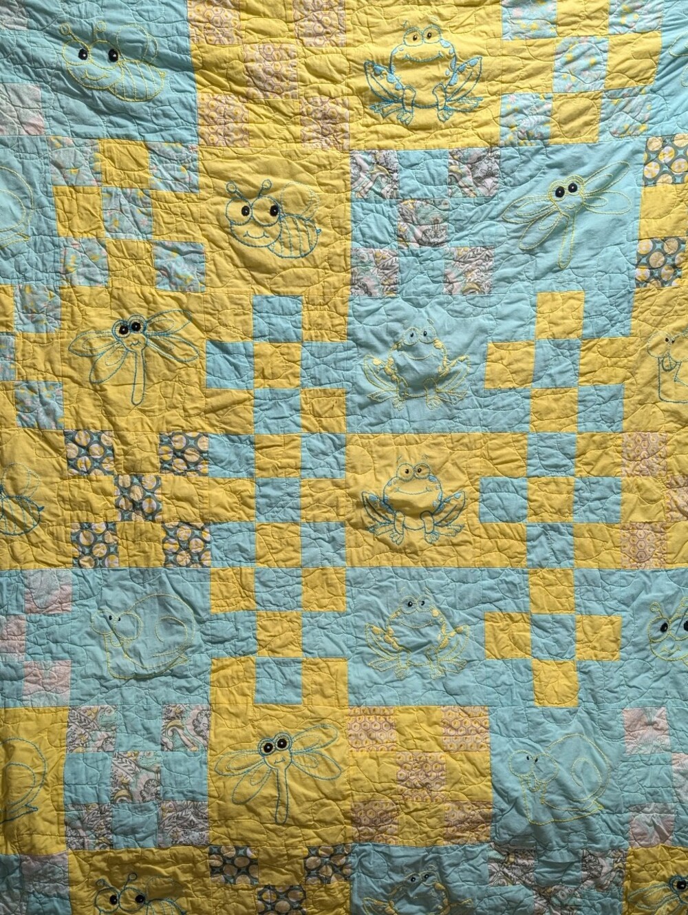 Blue and Yellow Patchwork Baby Quilt with Animal Embroidery 56x52 - Picture 6 of 7